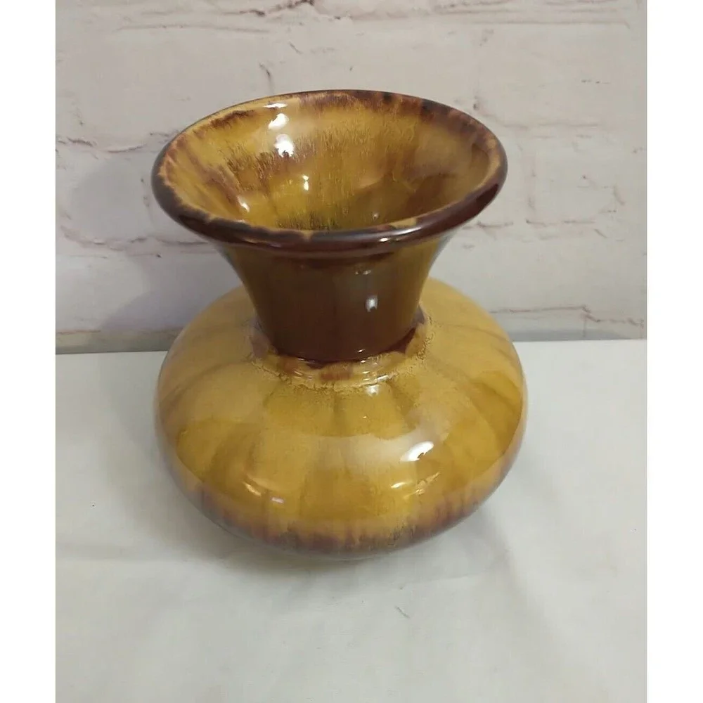 Vintage MCM Blue Mountain Pottery Vase Glossy Yellow & Brown Glaze 5" - Picture 4 of 8